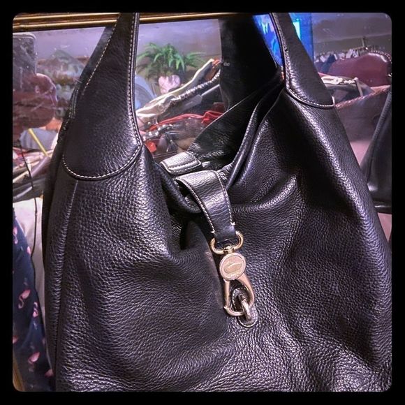 Dooney & Bourke Handbags - Dooney Bourke satchel